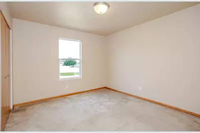 2500 W 86th Avenue, Merrillville, IN 46410 - Photo 17
