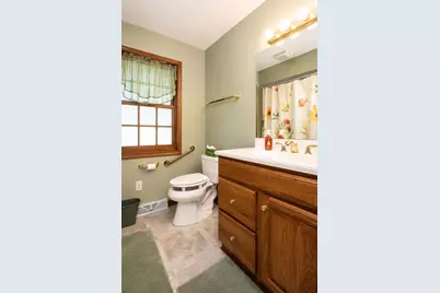507 Eastwood Drive, Kouts, IN 46347 - Photo 19
