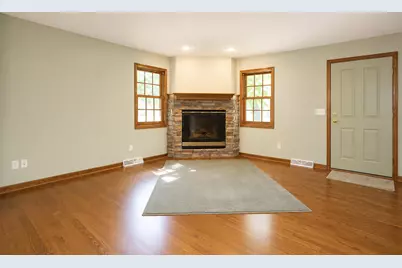 507 Eastwood Drive, Kouts, IN 46347 - Photo 9
