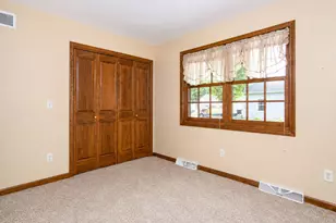 507 Eastwood Dr, Kouts, IN 46347 - Photo 23