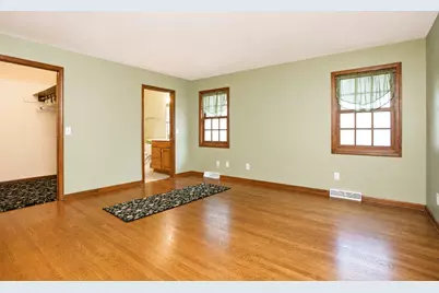 507 Eastwood Drive, Kouts, IN 46347 - Photo 17