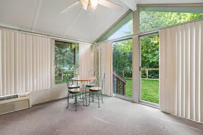 212 E Dunn Road, New Carlisle, IN 46552 - Photo 7