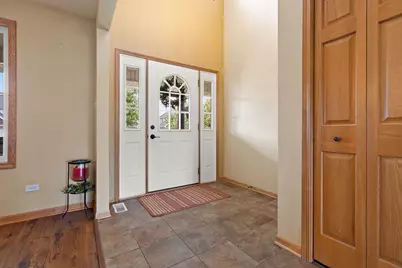 10439 Adler Cove, Saint John, IN 46373 - Photo 9