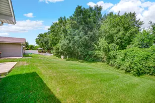 1220 W 82nd Ave, Merrillville, IN 46410 - Photo 19
