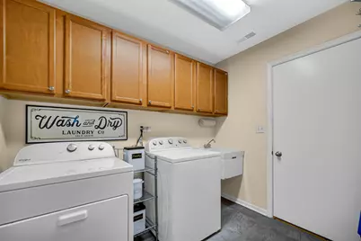 1220 W 82nd Avenue, Merrillville, IN 46410 - Photo 17