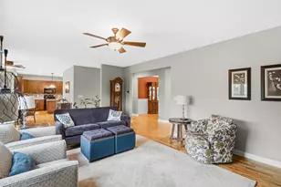9723 Elle Ave, Saint John, IN 46373 - Photo 9
