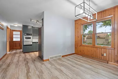210 S Indiana Avenue, Crown Point, IN 46307 - Photo 7