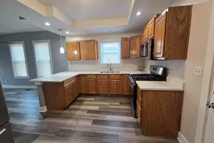 4332 Olcott Ave, East Chicago, IN 46312 - Photo 9
