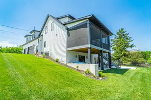 8201 Alexander St, Schererville, IN 46375 - Photo 51
