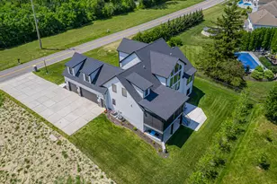 8201 Alexander St, Schererville, IN 46375 - Photo 59