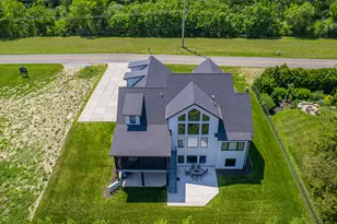 8201 Alexander St, Schererville, IN 46375 - Photo 61