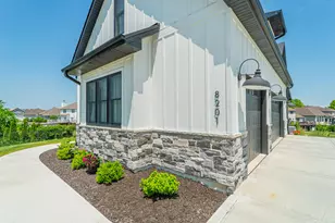 8201 Alexander St, Schererville, IN 46375 - Photo 49