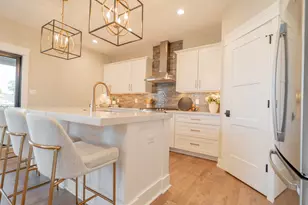 8201 Alexander St, Schererville, IN 46375 - Photo 23
