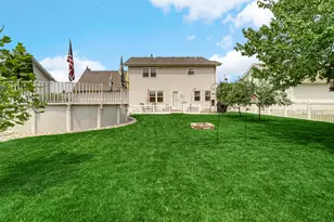 601 Sunflower Ln, Dyer, IN 46311 - Photo 33