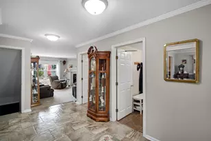 601 Sunflower Ln, Dyer, IN 46311 - Photo 7