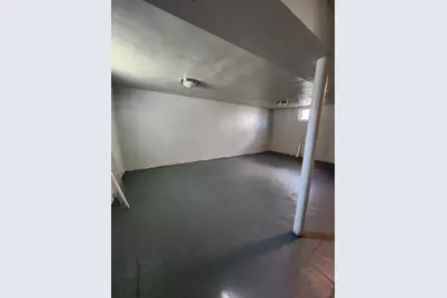 615 Vermont Street, Gary, IN 46402 - Photo 9