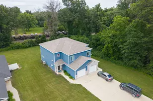 1250-1252 Lawson Ln, Chesterton, IN 46304 - Photo 3