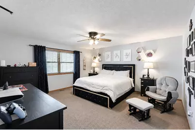 7832 Murrelet Street, Hobart, IN 46342 - Photo 5
