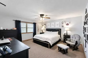 7832 Murrelet St, Hobart, IN 46342 - Photo 5