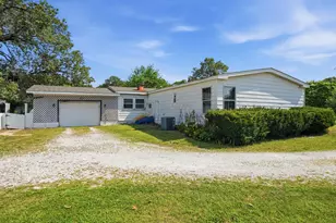 9390 N 1000 W, Demotte, IN 46310 - Photo 3