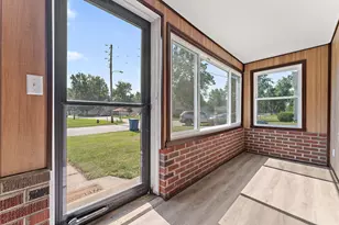 301 N Lincoln St, Wanatah, IN 46390 - Photo 21