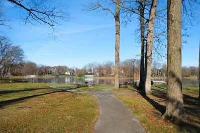 454 Roxbury Road, Valparaiso, IN 46385 - Photo 3