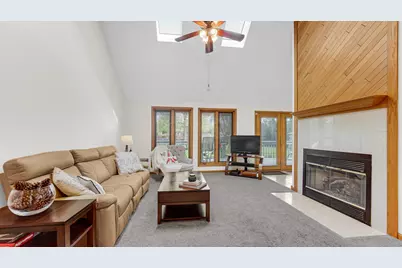 315 Kenbridge Court, Valparaiso, IN 46385 - Photo 5