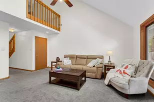 315 Kenbridge Ct, Valparaiso, IN 46385 - Photo 7