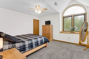 315 Kenbridge Ct, Valparaiso, IN 46385 - Photo 21