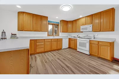315 Kenbridge Court, Valparaiso, IN 46385 - Photo 13