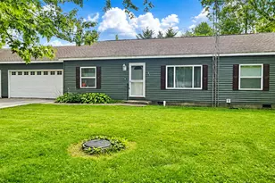 36 S Delmar Ct, Hebron, IN 46341 - Photo 1