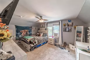 207 Plain St, Westville, IN 46391 - Photo 17