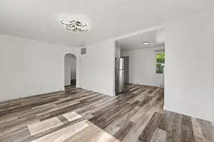 9522 Erie St, Highland, IN 46322 - Photo 5
