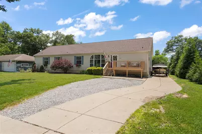 403 W 10th Street, Hobart, IN 46342 - Photo 3