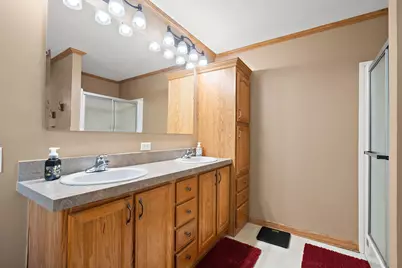 403 W 10th Street, Hobart, IN 46342 - Photo 19