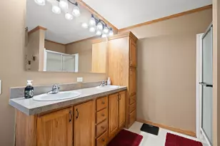 403 W 10th St, Hobart, IN 46342 - Photo 19