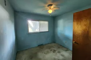 633 N Glenwood Ave, Griffith, IN 46319 - Photo 11