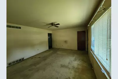633 N Glenwood Avenue, Griffith, IN 46319 - Photo 5