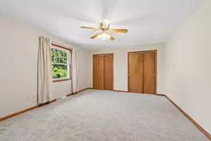 1009 Illinois St, Valparaiso, IN 46383 - Photo 9