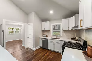 4652 Pennsylvania St, Gary, IN 46409 - Photo 11