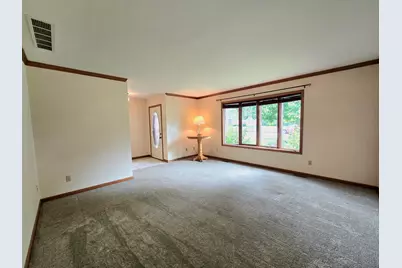 1629 Almond Street SW, Demotte, IN 46310 - Photo 3