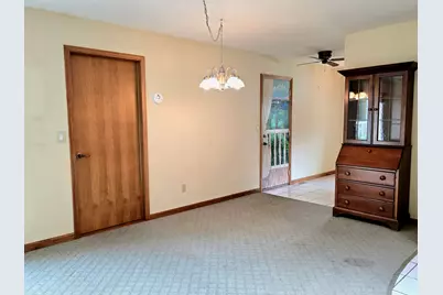 1629 Almond Street SW, Demotte, IN 46310 - Photo 7