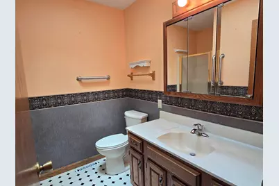 1629 Almond Street SW, Demotte, IN 46310 - Photo 9