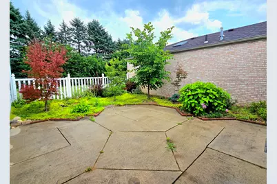 1629 Almond Street SW, Demotte, IN 46310 - Photo 15