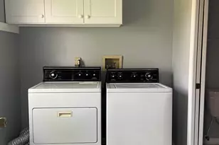 6082 Pennsylvania St, Merrillville, IN 46410 - Photo 27