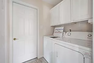 1001 Carnation St SE, Demotte, IN 46310 - Photo 31