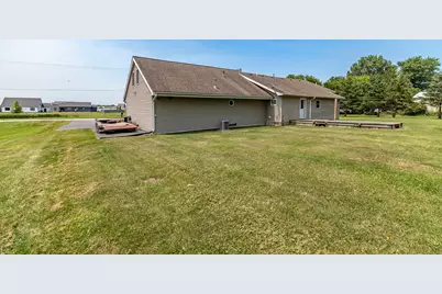 18311 Clark Street, Lowell, IN 46356 - Photo 43