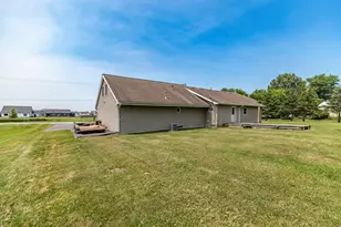 18311 Clark St, Lowell, IN 46356 - Photo 43