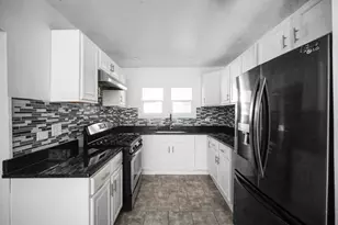 1820 Warren St, Lake Station, IN 46405 - Photo 11