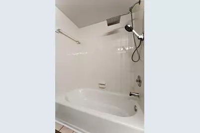 2111 Dorchester Lane #B, Schererville, IN 46375 - Photo 15